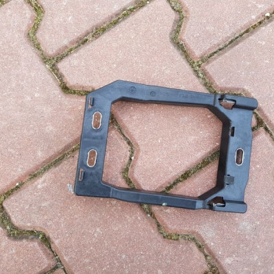 Mocowanie konsoli tunelu Passat B8 2017r 3G2863525