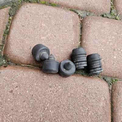 Odbojnik maski wspornik uchwyt mocowanie Opel Crossland X