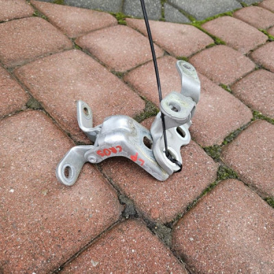 Zawias zawiasy drzwi przód przednie lewe Z176 Opel Crossland X