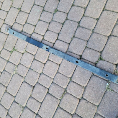 Wspornik dolny sanek uchwyt mocowanie belka Opel Crossland X