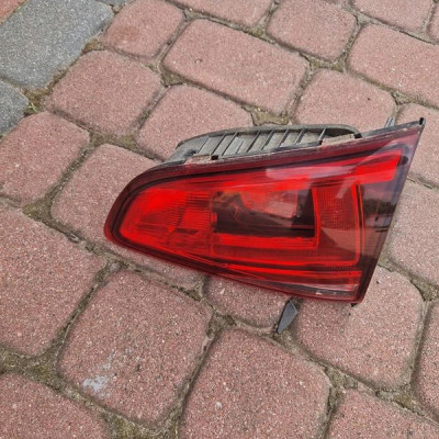 Lampa tył tylna prawa w klape VW Golf VII 5G0945094T