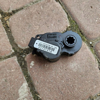 Silniczek nagrzewnicy nawiewu klapek nadmuchu Opel Meriva B T1013034W