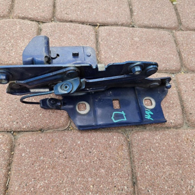 Zawias maski prawy Z23A Opel Insignia B 39126609