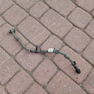 Przewód hamulcowy ABS brembo przód przedni Opel Insignia B 84199636