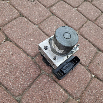 Pompa ABS hamulcowa EUROPA Insignia B 84330138