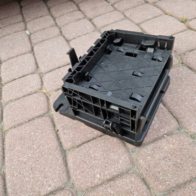 Podstawa komputera bagażnika Opel Insignia B 39108695 39108697 39108696