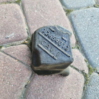 Osłona pompy paliwa wtryskowej paliwowej 2.0T Opel Insignia B 12654012