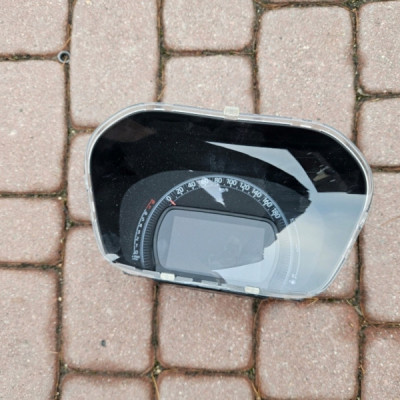 Licznik Europa nawigacja ekran Toyota AYGO X 22- 83800-0H820