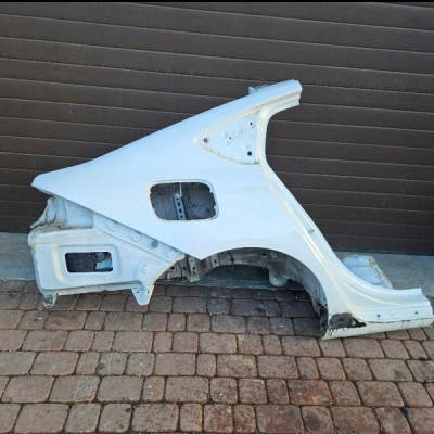 Ćwiartka błotnik podłóżnica próg Opel Insignia B HB hatchback 4x4