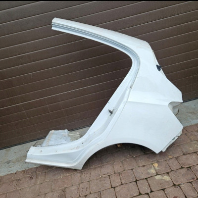 Ćwiartka tył tylna dupa lewa błotnik 5d 5 drzwi Z40r Opel Corsa E