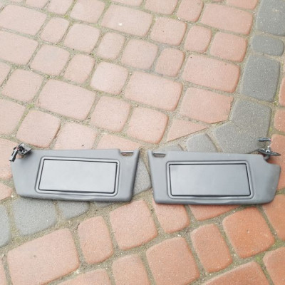 Daszek słonecznik czarny OPC Astra H III 3