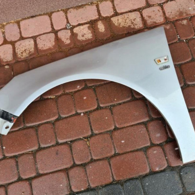 Błotnik przód przedni lewy Z176 slizg Opel Insignia A