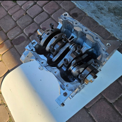 Silnik goły słupek wał panewki 1.0VVT-I Totota Aigo 1KR 1KR-FE 1KR-B52