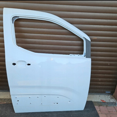 Drzwi przód przednie białe EPR TOYOTA PROACE CITY BERLINGO COMBO RIFTER