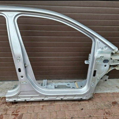 Cwiartka przód przednia próg słupek prawa Opel Crossland X