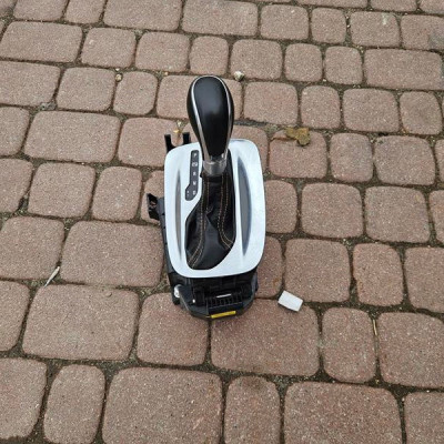 Lewarek zmiany biegów gałka ORYGINAŁ automat Opel Insignia 20965276