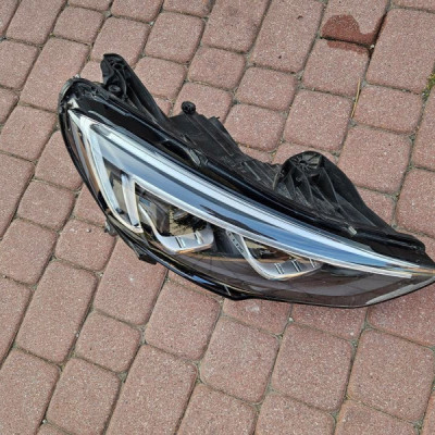 Lampa przód przednia prawa FULL LED MATRIX EUROPA Opel Insignia B 39122975
