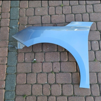 Błotnik przód przedni lewy igla Opel Corsa F KCA