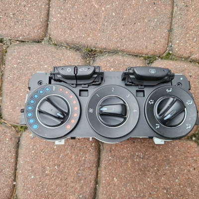 Nawiew nadmuch sterowanie nawiewu nadmuchu panel klima EUROPA Opel ADAM