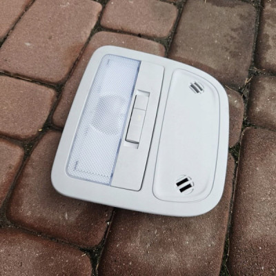 Lampka kabiny oświetlenie wnętrza podsufitki EUROPA Opel ADAM 13378202