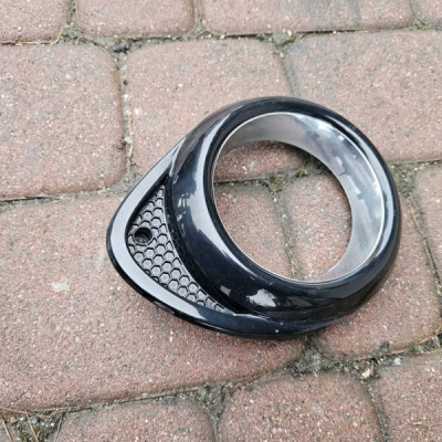 Ramka zderzaka tył tylna lewy chrom Opel ADAM 13356489