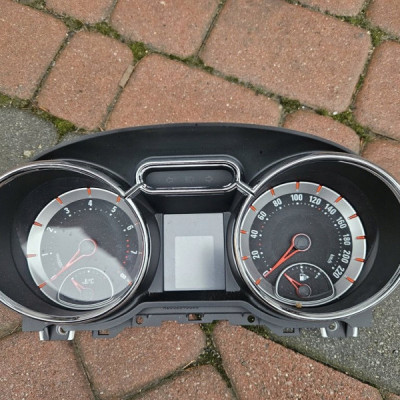 Licznik zegary benzyna EUROPA 1.2 1.4 Opel ADAM 13433293