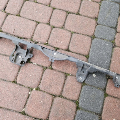 Slizg tył tylny zderzaka srodkowy Opel ADAM 13356512