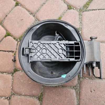 Wlew paliwa Opel ADAM 13433210