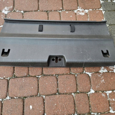 Plastik obudowa pasa tylnego tył bagażnika Opel ADAM 13351824