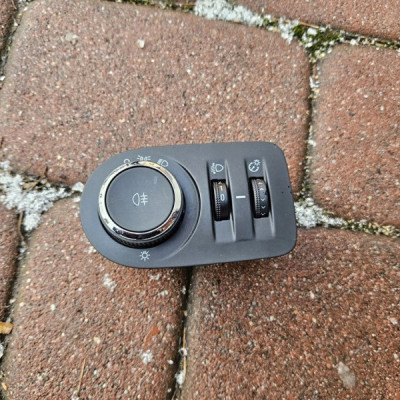 Przełącznik włacznik świateł Zafira C Meriva B Opel ADAM 13294814