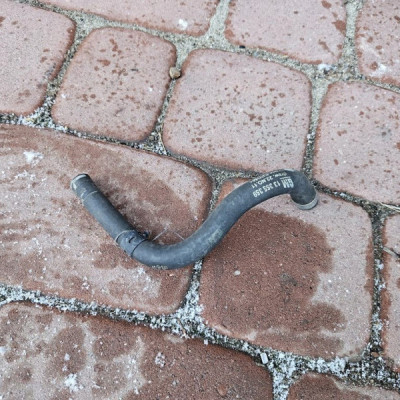 Przewód rura wąż wody 1.2 1.4 benzyna Opel ADAM 13355359