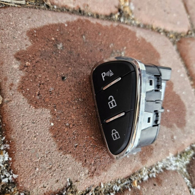 Przycisk włącznik zamykania parkowania EUROPA Opel ADAM 13363828