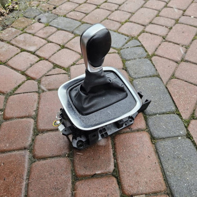 Dzwignia lewarek mechanizm biegów automat RENAULT MEGANE 4 IV 111193522