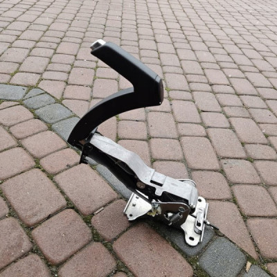 Dzwignia hamulca ręcznego reczny EU RENAULT MEGANE 4 IV 360108533R