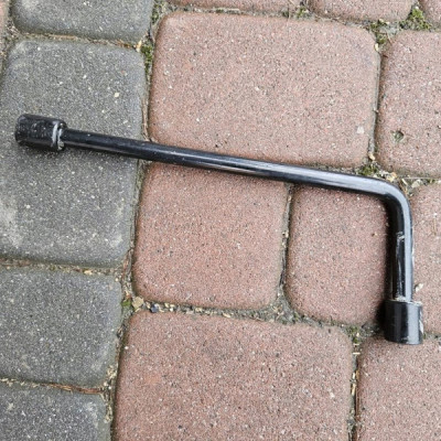 Klucz do kół krzyżak zestaw naprawczy RENAULT MEGANE 4 IV 995451707R