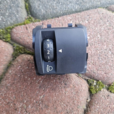 Panel przełączniki świateł regulacji deski RENAULT MEGANE 4 IV 251902972R