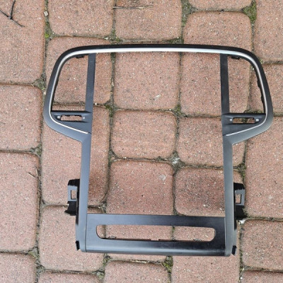 Obudowa osłona radia konsoli deski ramka RENAULT MEGANE 4 IV 1674229X