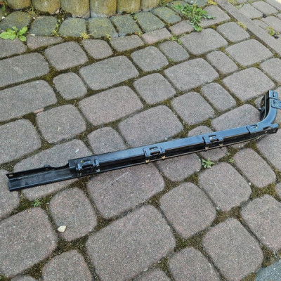 Prowadnica drzwi środkowa prawa PROACE CITY Berlingo Combo E Rifter