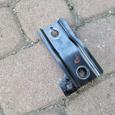 Wspornik uchwyt sanek mocowanie wózka PROACE CITY Berlingo Combo E Rifter