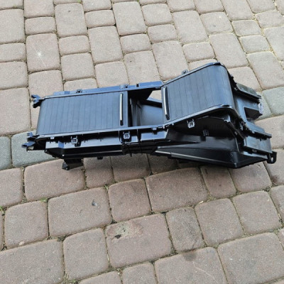 Tunel środkowy podłokietnik PROACE CITY Berlingo Combo E Rifter 928000400ZD