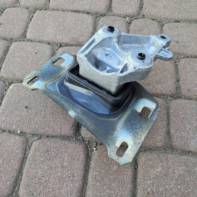 Poduszka łapa silnika 1.2 PROACE CITY Berlingo Combo E Rifter 9807980580