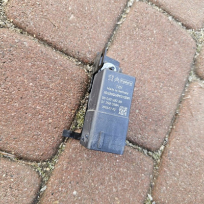 Przekaźnik świec żarowcyh PROACE CITY Berlingo Rifter Combo E 9803299780