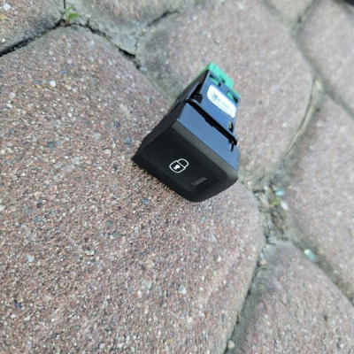 Przełacznik włącznik zamykania central PROACE CITY Berlingo Combo E Rifter