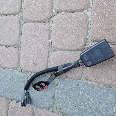 Zapinka wpinka pasa pasazer PROACE CITY Berlingo Combo E Rifter 9816319577