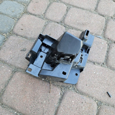 Ślizg zderzaka tylny prawy PROACE CITY Berlingo Combo E Rifter 9816808080