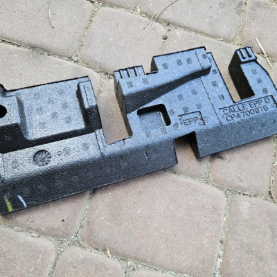 Styropian bagażnika prawy PROACE CITY Berlingo Combo E Rifter CP4700976