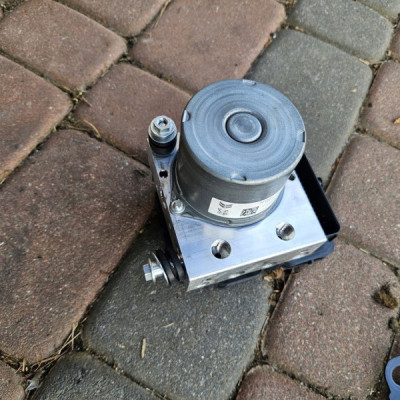 Pompa ABS ESP hamulca PROACE CITY Berlingo Combo E Rifter 9845052680