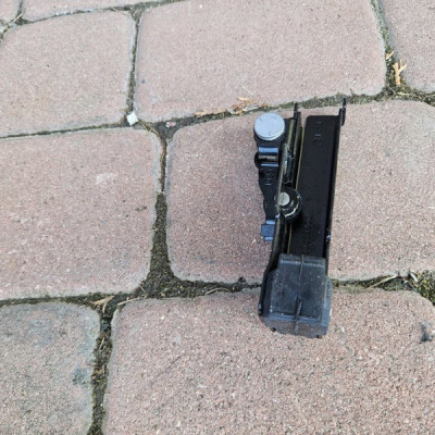 Prowadnica rolka drzwi lewa PROACE CITY Berlingo Rifter Combo E 9816965880