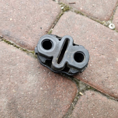 Uchwyt wieszak wydechu tłumika PROACE CITY Berlingo Rifter Combo E 6P255