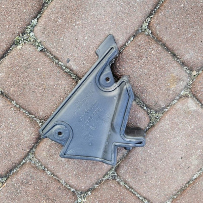 Absorber błotnika PROACE CITY Berlingo Rifter Combo E 9825216180